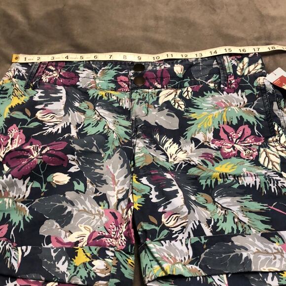 Mossimo Floral Print Cotton Shorts NWT Juniors Size 9 Convertible Length - Picture 6 of 8